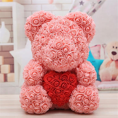 Ours en peluche coeur rose pour les amoureux.